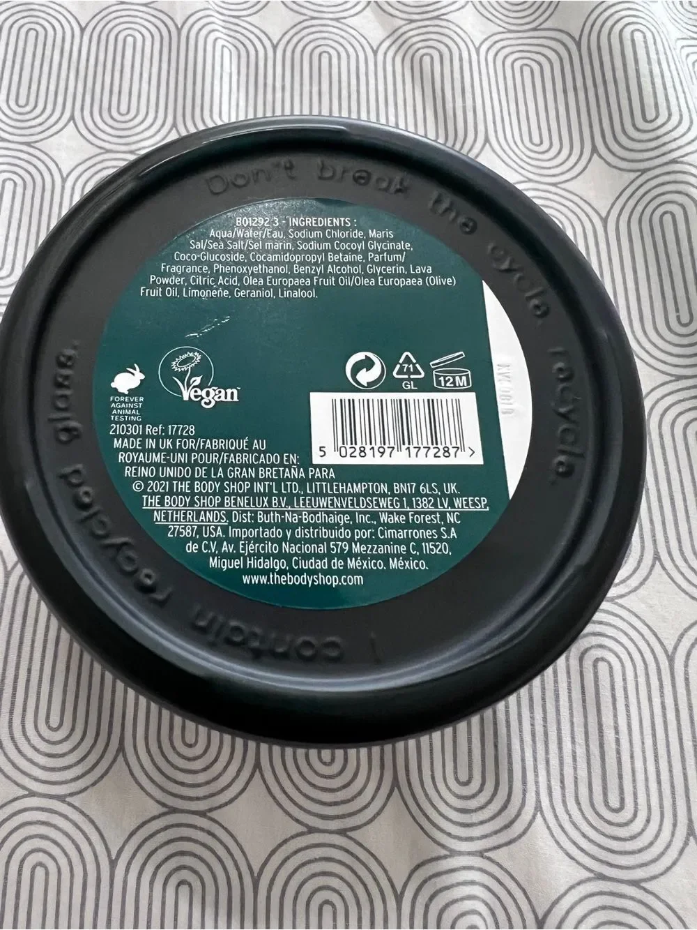 The Body Shop Breathe Whisked Body Polish Eucalyptus & Rosemary 7.7 OZ